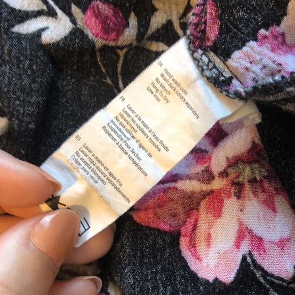 *U2B Off the Shoulder Floral Black  Top - Picture 7 of 7